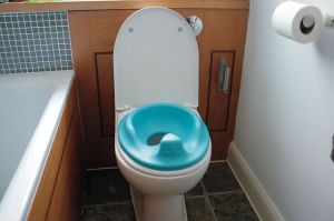 BUMBO седалка за тоалетна от пяна Toilet Trainer Powder Blue  