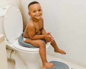 BUMBO седалка за тоалетна от пяна Toilet Trainer Powder Blue  