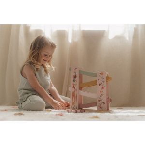 Little Dutch Дървена писта с 4 колички Fairy Garden