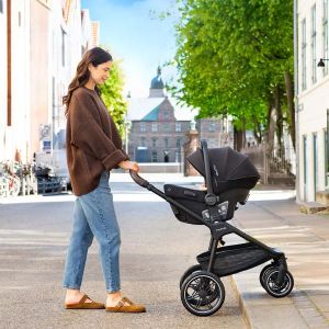 NUNA TRIV LX Chateau количка