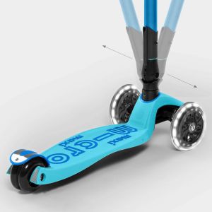 Micro Maxi Deluxe Foldable LED Bright Blue тротинетка 